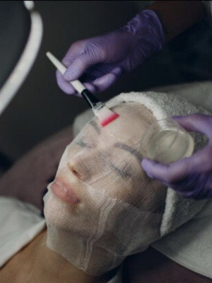 Vitamin C Paraffin Facial